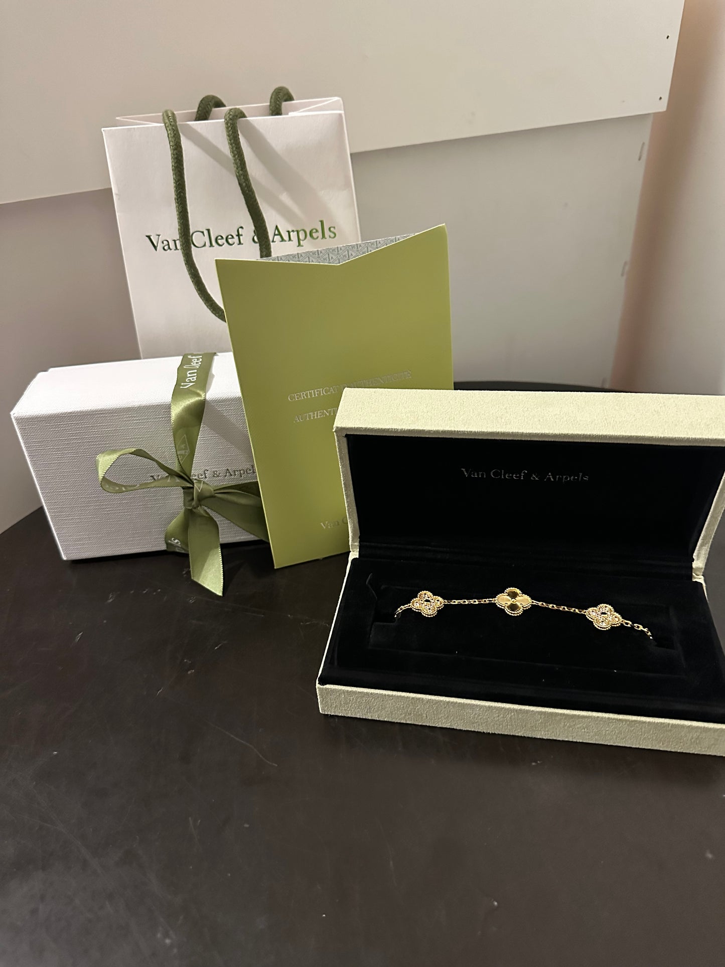 VAN CLEEF PLATA BAÑO EN ORO