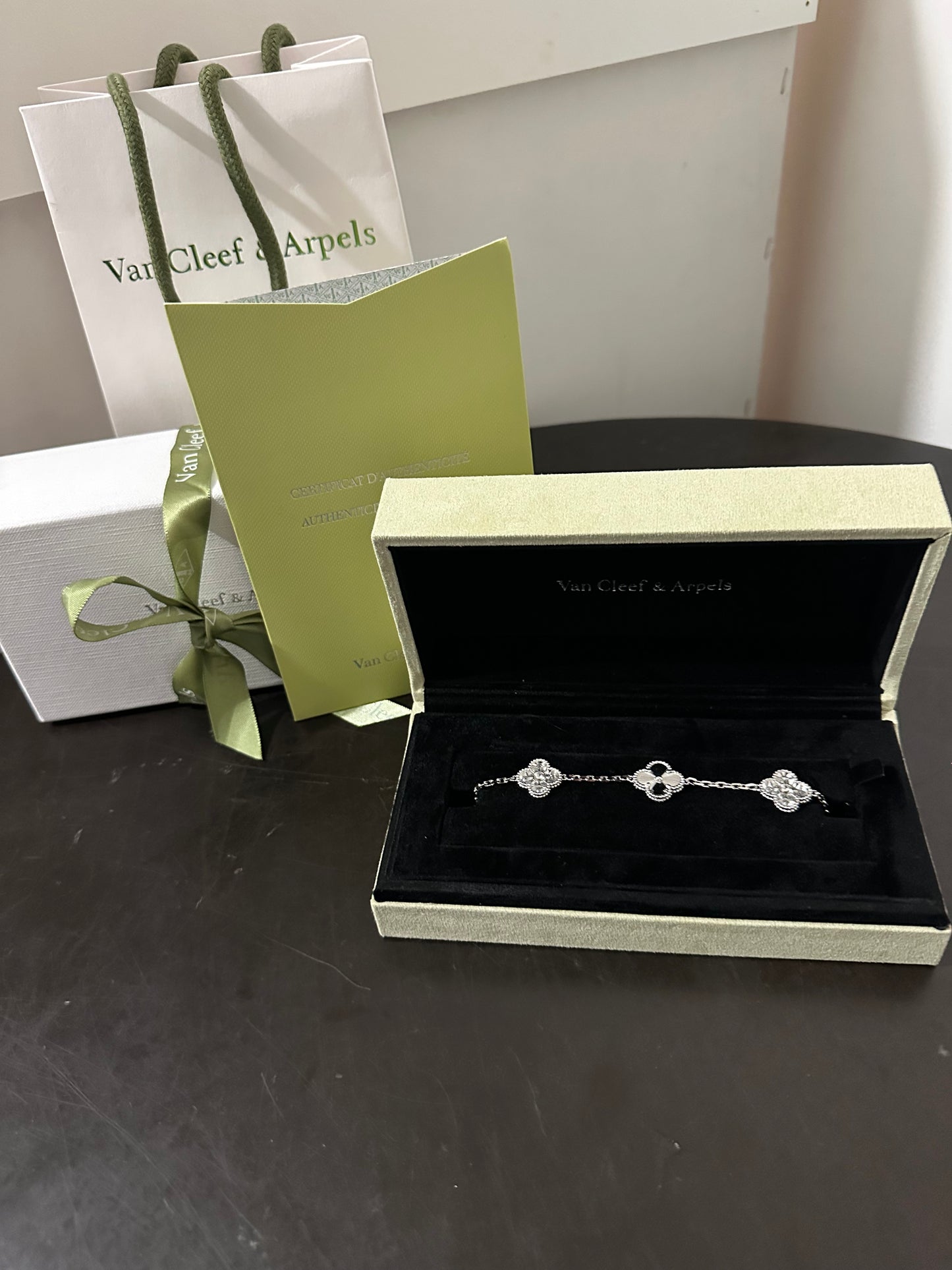 VAN CLEEF PLATA BAÑO EN ORO